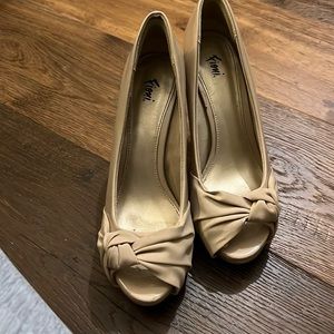 Moderately worn great shoe decent condition.